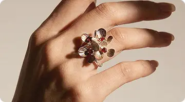 Weltweite Nachfrage nach Schmuck im Vintage-Stil steigt bei Millennials sprunghaft an