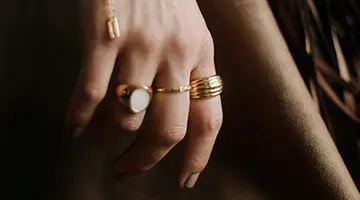 Weltweite Nachfrage nach Schmuck im Vintage-Stil steigt bei Millennials sprunghaft an